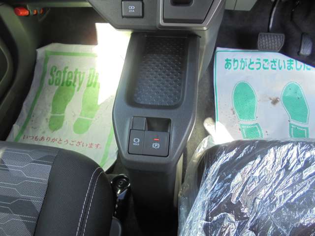 Daihatsu Taft 11