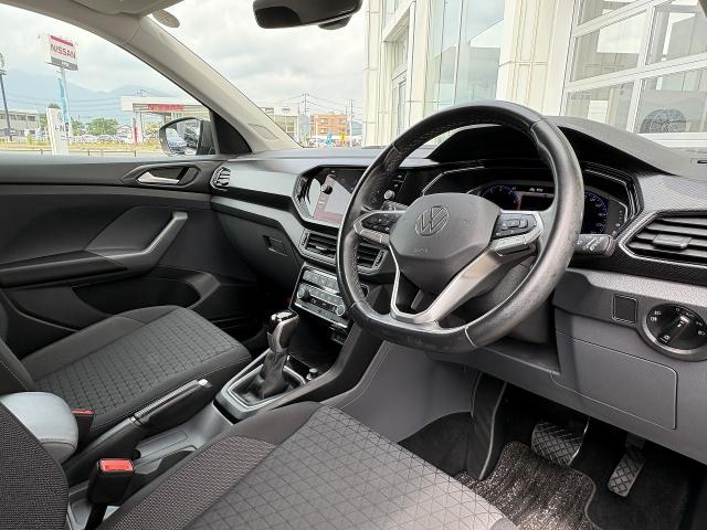 Volkswagen T-Cross 9