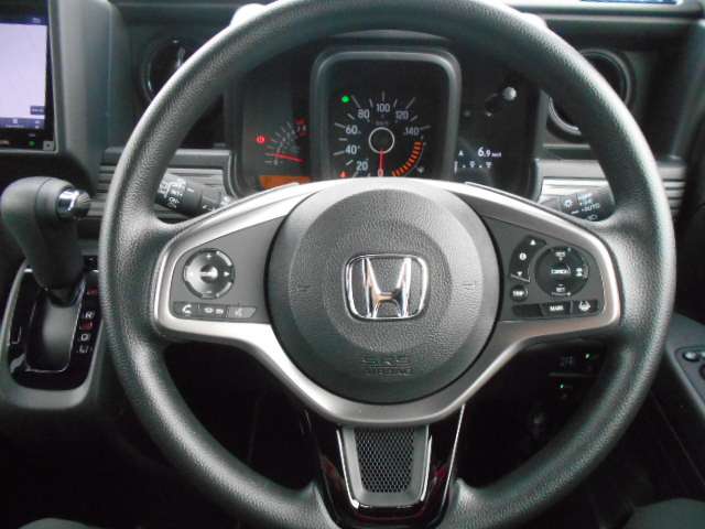 Honda N-VAN 8