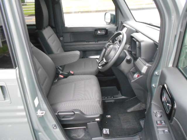 Honda N-VAN 9