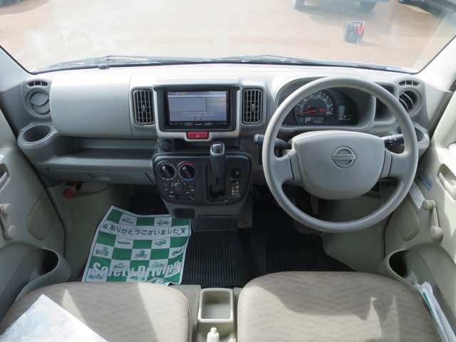 Nissan NV100 Clipper 11