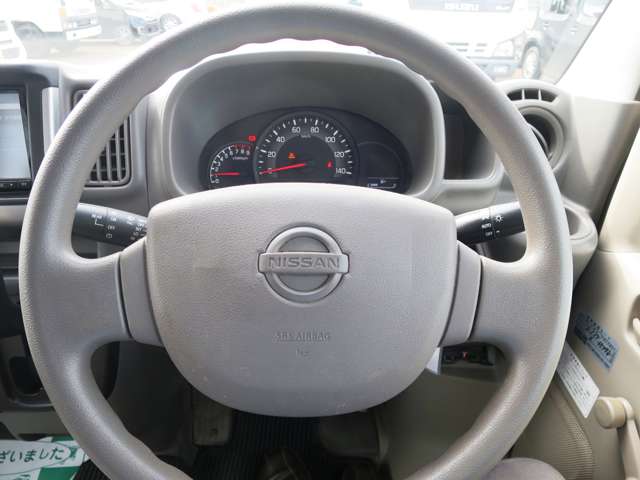 Nissan NV100 Clipper 12