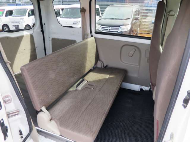 Nissan NV100 Clipper 9