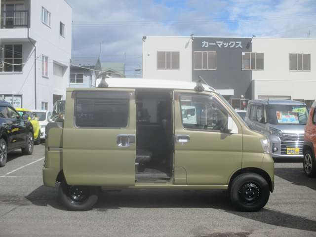 Daihatsu Hijet Deck Van 6