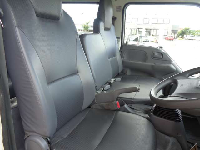 Isuzu Elf 10