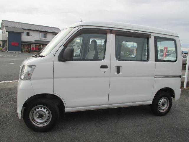 Daihatsu Hijet Cargo 3
