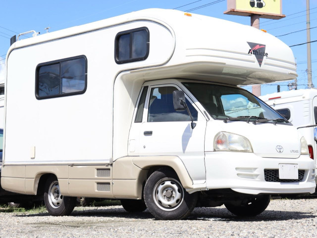 Toyota Light Ace Truck 5