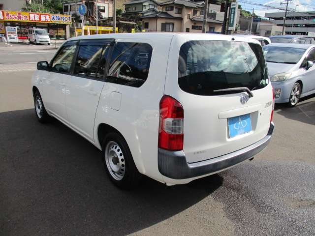 Toyota Succeed Van 7
