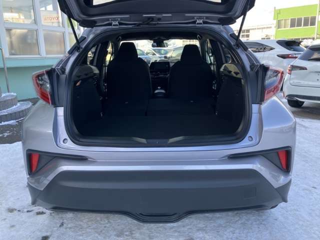 Toyota C-HR 12