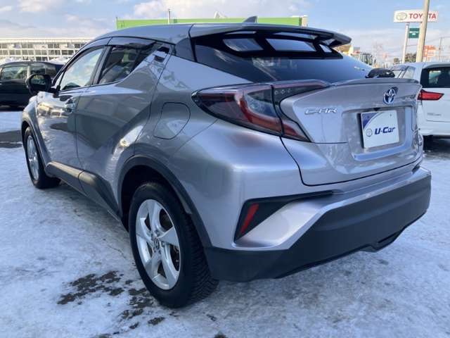 Toyota C-HR 2