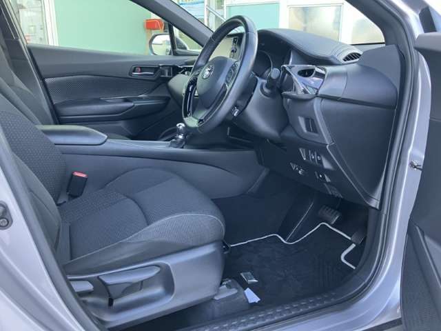 Toyota C-HR 8