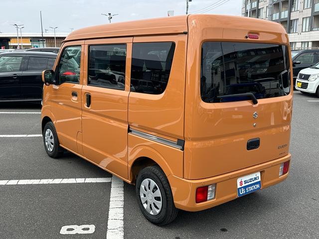 Suzuki Every 8
