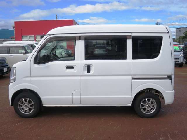 Nissan NV100 Clipper 5