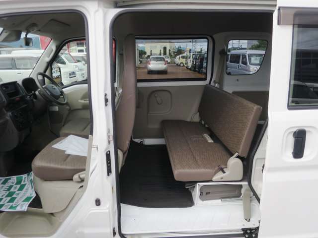 Nissan NV100 Clipper 7