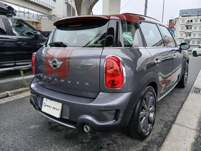 MINI Crossover 11