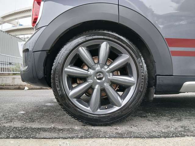 MINI Crossover 9