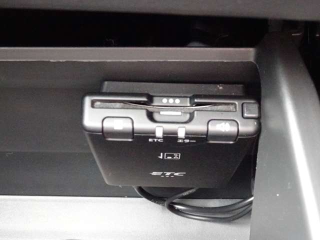Mitsubishi eK X 12