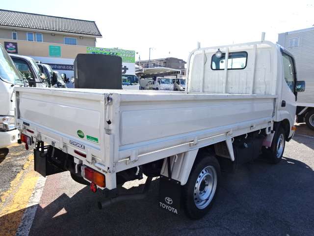 Toyota Toyoace 11