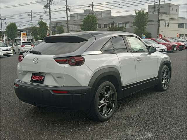 Mazda MX-30 12