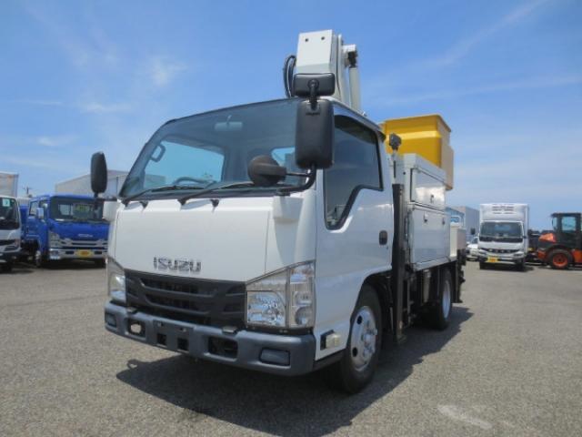 Isuzu Elf 3