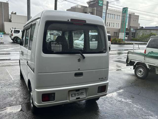 Suzuki Every 8