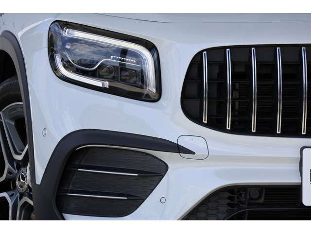 Mercedes-Benz GLB 5