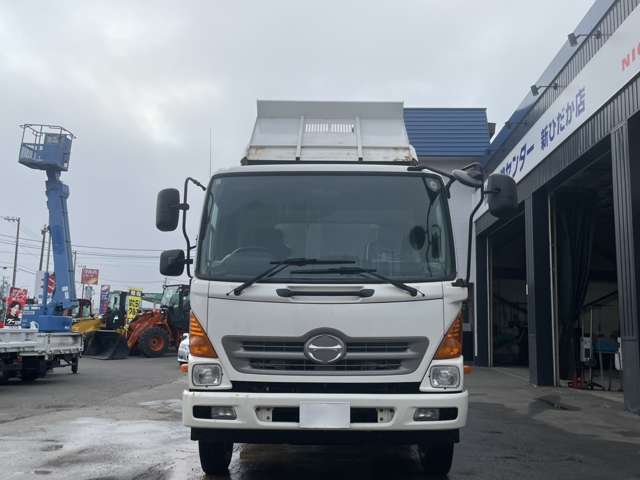 Hino Ranger 12