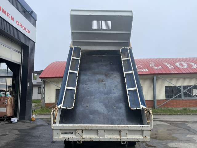 Hino Ranger 7