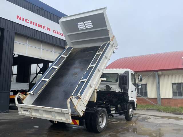 Hino Ranger 9