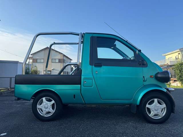 Daihatsu Midget II 5