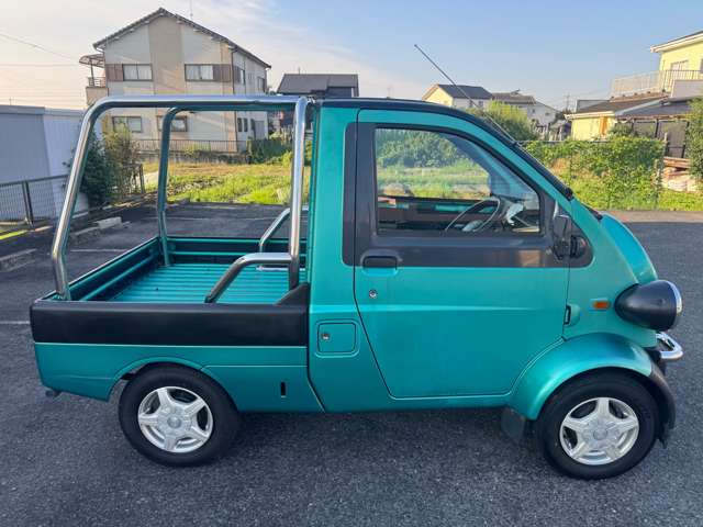 Daihatsu Midget II 6