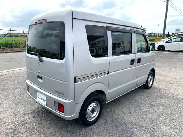 Suzuki Every 7