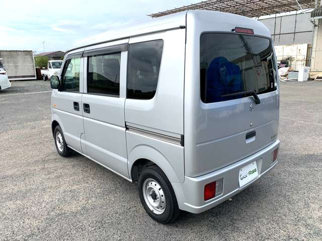 Suzuki Every 9