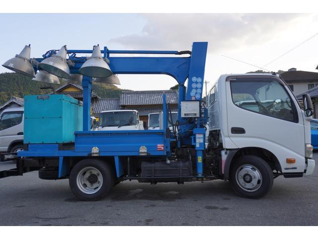Hino Dutro 5