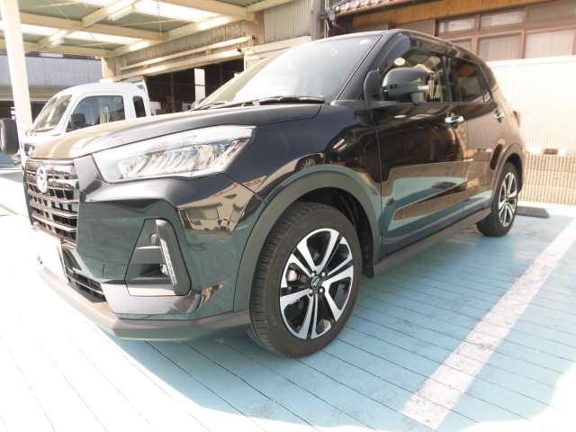Daihatsu Rocky 3