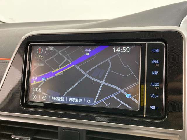 Toyota Sienta 6