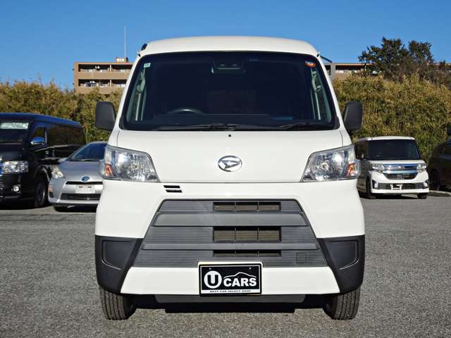 Daihatsu Hijet Cargo 7