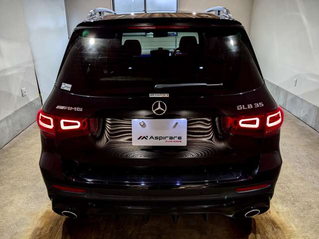 Mercedes-Benz GLB 11
