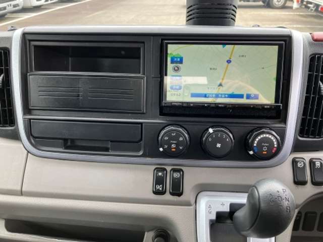 Mitsubishi Fuso Canter 12