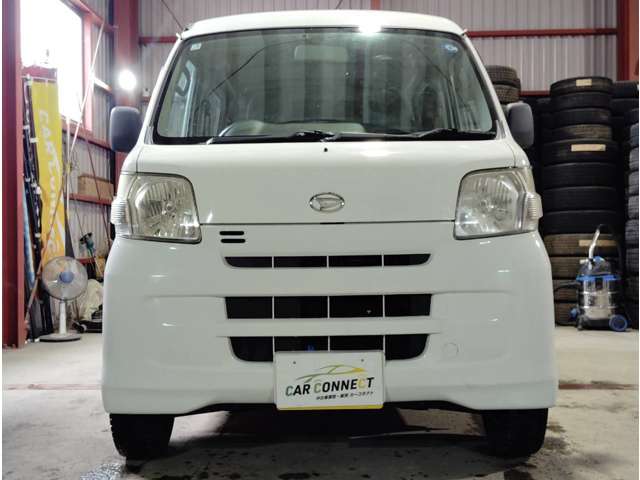 Daihatsu Hijet Cargo 11