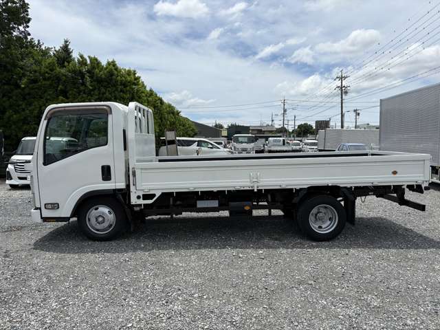 Isuzu Elf 6