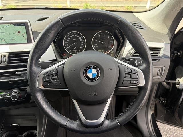 BMW X1 12