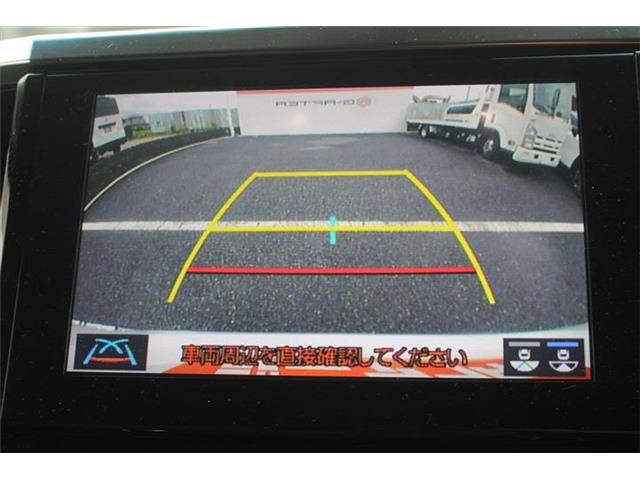 Toyota Alphard 4