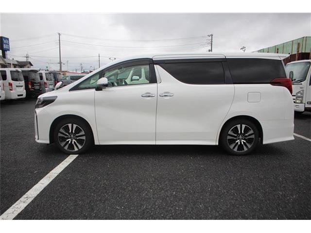 Toyota Alphard 10