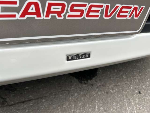 Toyota Hiace Van 2