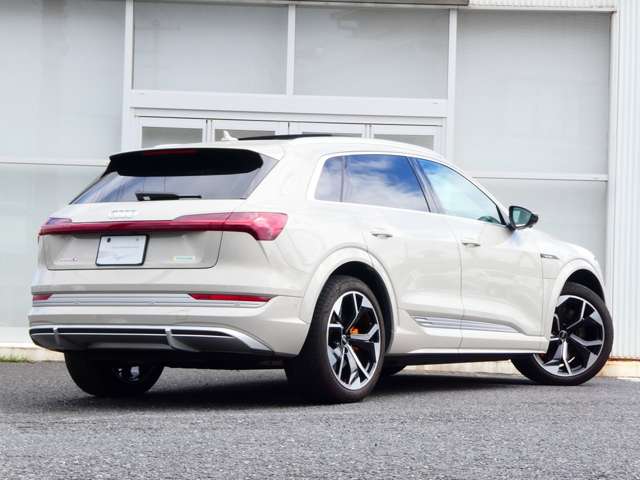 Audi e-tron S 7