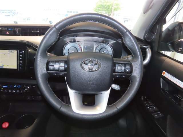 Toyota Hilux 11