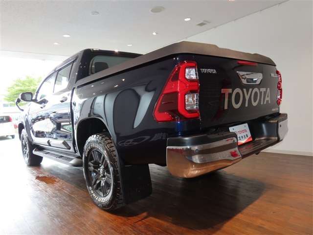 Toyota Hilux 6