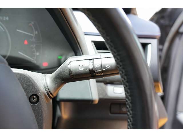 Lexus UX 7