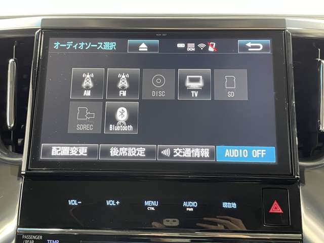 Toyota Alphard 8